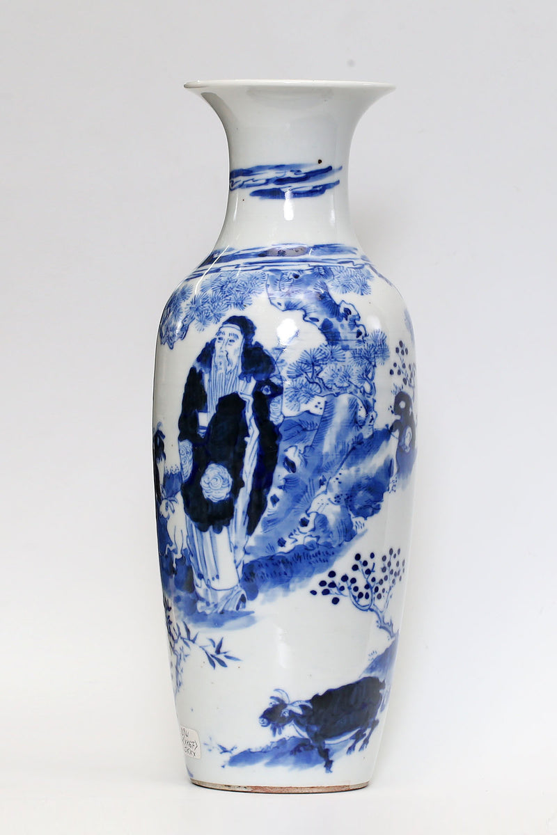 中国美術 青花 人物紋 瓶 高27cm 康熙年製 款 (HA369)アンティーク