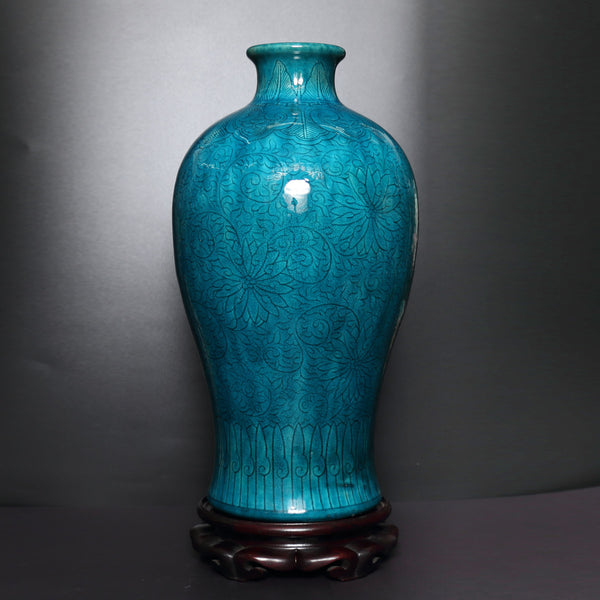 藍釉梅瓶